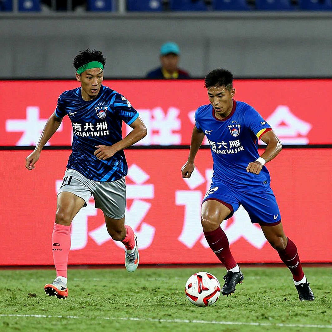 Hà Nội FC 2-1 Công An Hà Nội: 20 phút áp sét, cú cắt ngược của Sade và ngôi đầu đổi chủ
