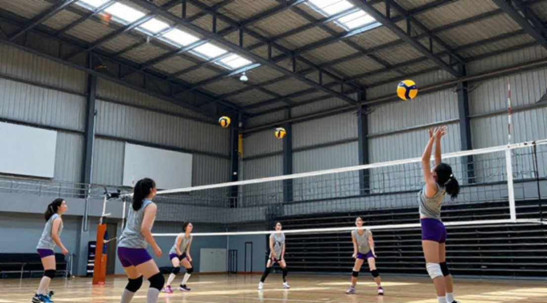 Liga Voli Mahasiswa 2026: Khi người phát sóng tự tổ chức giải và viết lại chuỗi giá trị bóng chuyền đại học Indonesia Liga Voli Mahasiswa 2026: Khi người phát sóng tự tổ chức giải và viết lại chuỗi giá trị bóng chuyền đại học Indonesia