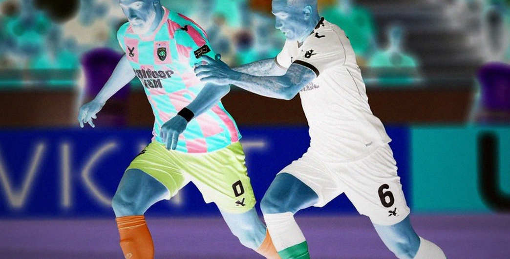 Khi V.League bán đi tương lai để thuê hiện tại