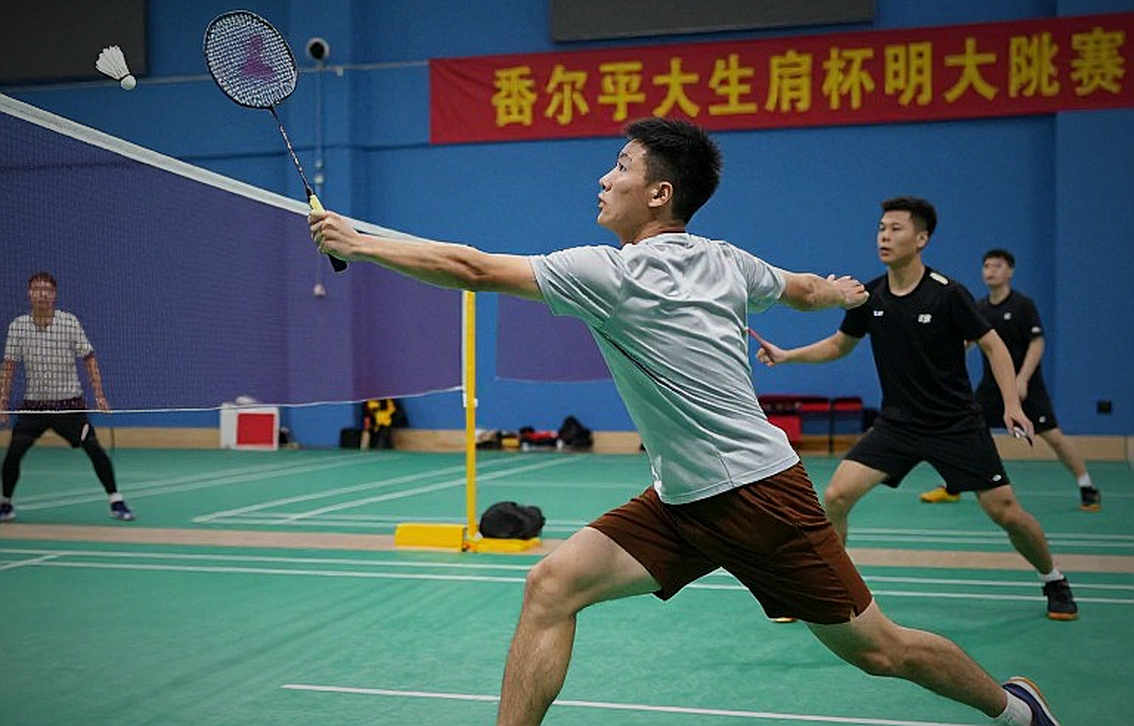 Chung kết đơn nam cầu lông châu Á: Loh Kean Yew, Kunlavut Vitidsarn và cuộc chiến độ dài pha cầu