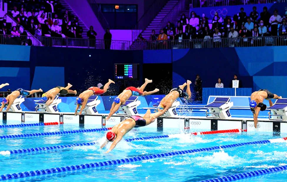 Mikayla Tan chọn Stanford: suất top 10 thứ ba và khoảng cách giữa hồ ngắn thước với hồ dài mét