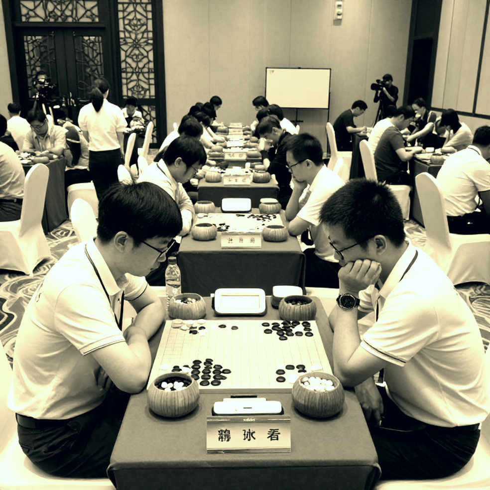 ChessBase Magazine #225: Cuộc chơi quyền lực phía sau những ván cờ ngắn