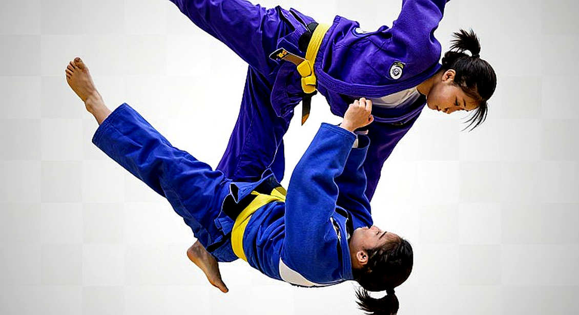 Đằng sau tiếng chuông kết thúc: Tám tầng phân tích một trận võ