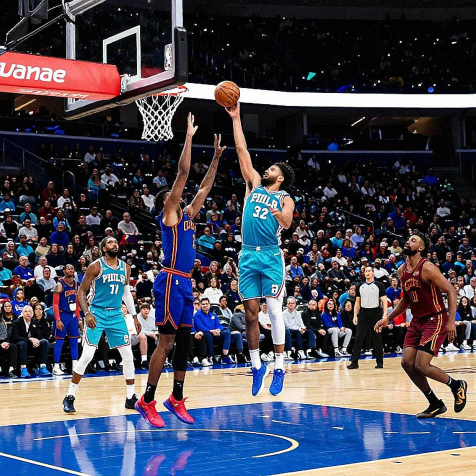 Adebayo và Larsson trở lại sân tập: Miami Heat thử một cú ném ba để vá khoảng trống