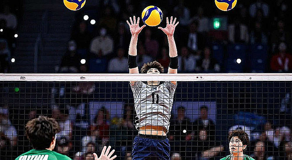 Brooklyn DeLeye 22 điểm, Kentucky hạ Louisville 3-1: Battle of the Bluegrass và bài học về sự cân bằng