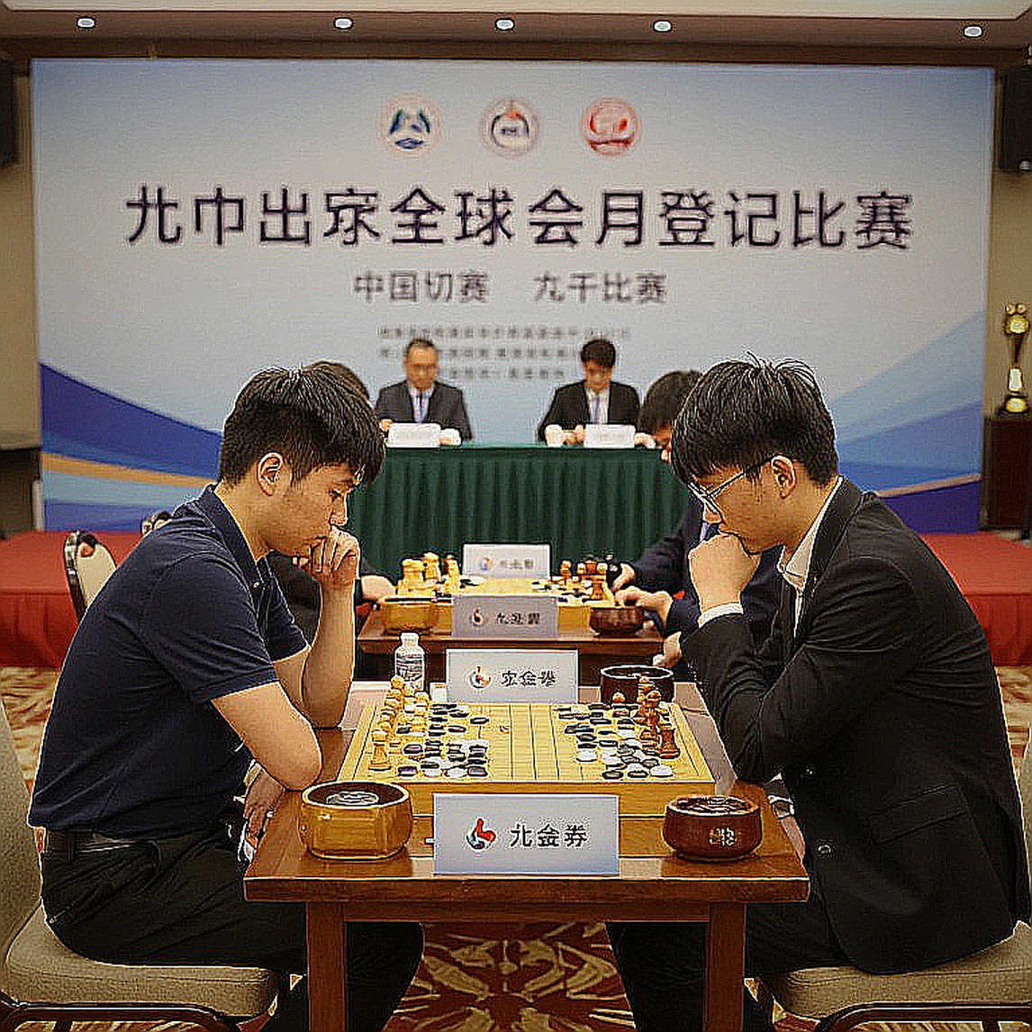 Carlsen khen hiếm hoi tài năng trẻ Sindarov: Ván hòa nói nhiều hơn kết quả ở Global Chess League 2026 Carlsen khen hiếm hoi tài năng trẻ Sindarov: Ván hòa nói nhiều hơn kết quả ở Global Chess League 2026