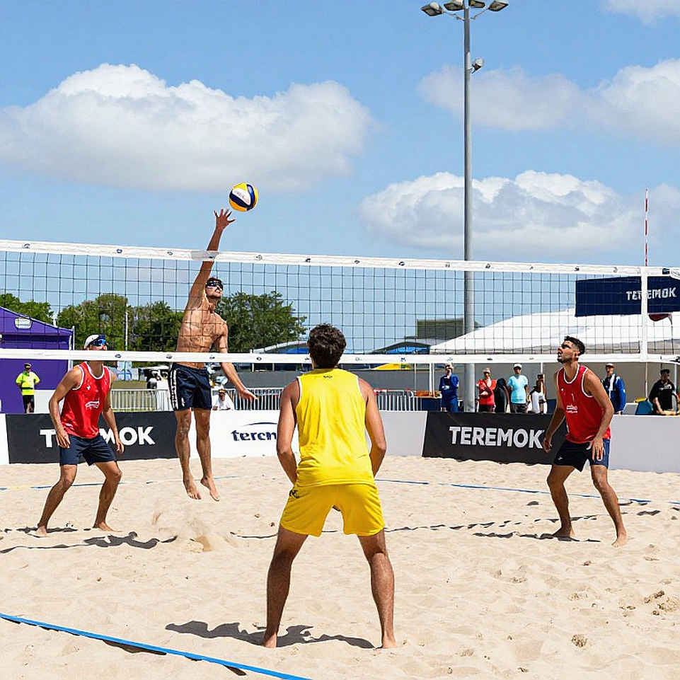 Ba mũi nhọn, một chiến thắng để đời: Arizona State quét Stanford 3-0 tại San Luis Obispo Classic