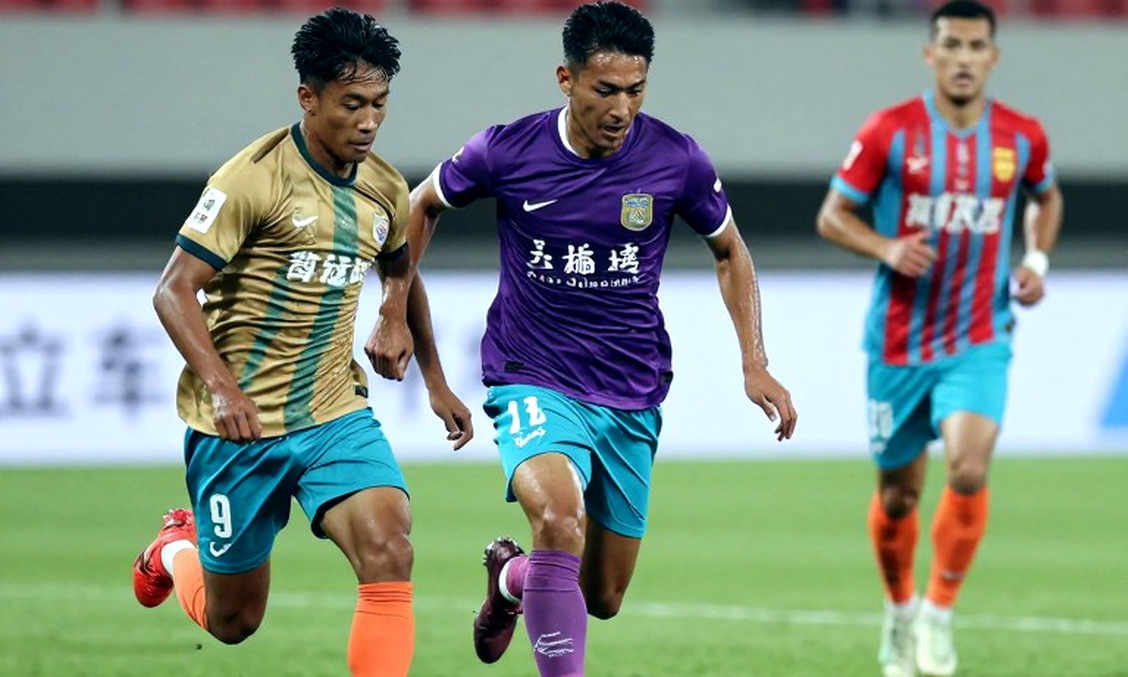 Vietnam 0-2 Japan at Half-Time: A Match Being Settled by Goal Difference, Not Hope Vietnam 0-2 Japan at Half-Time: A Match Being Settled by Goal Difference, Not Hope