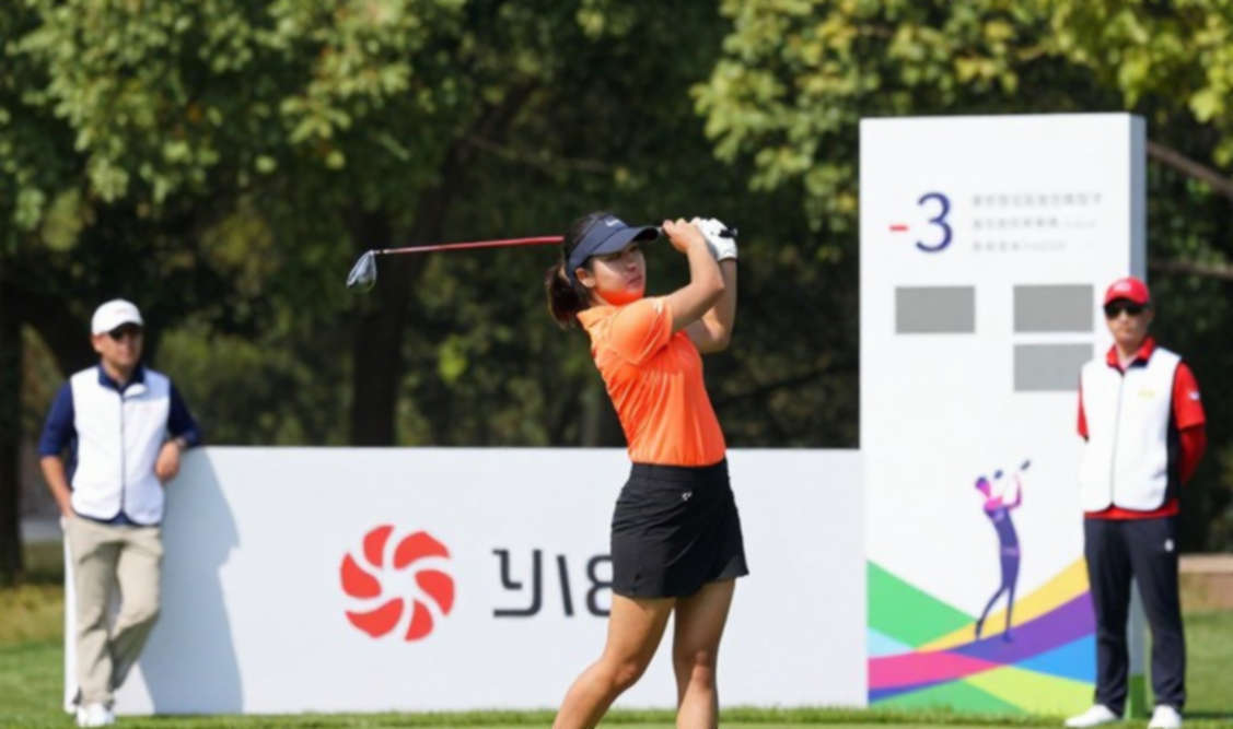 Solheim Cup 2026, ngày hai foursomes: Carlota Ciganda cứu nửa điểm và bài toán dữ liệu mà không ai nhắc tới Solheim Cup 2026, ngày hai foursomes: Carlota Ciganda cứu nửa điểm và bài toán dữ liệu mà không ai nhắc tới